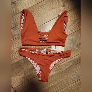 NWT Maaji Reversible Bikini with 4 - way top